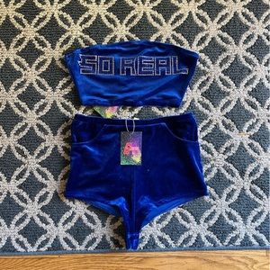 gsuwoo so real bedazzled blue set, size s